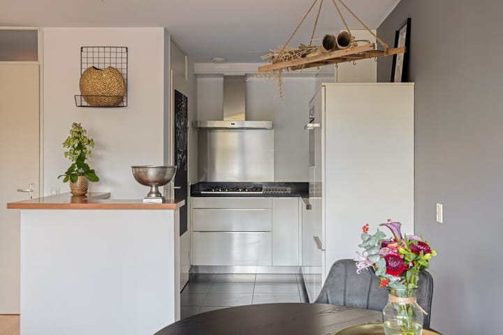 Photo 24 of Biggenstraat 50