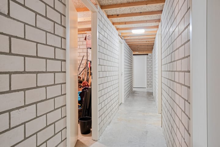 Photo 40 of Biggenstraat 50