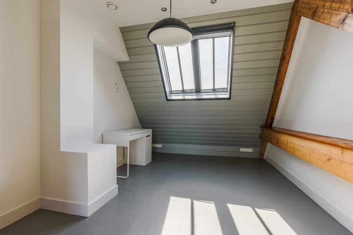 Foto 16 van Werner Helmichstraat 1-M