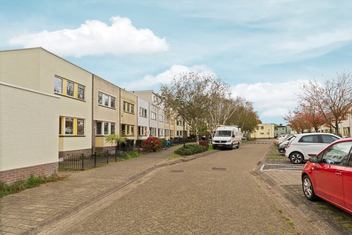 Foto 7 van Opaalhof 1