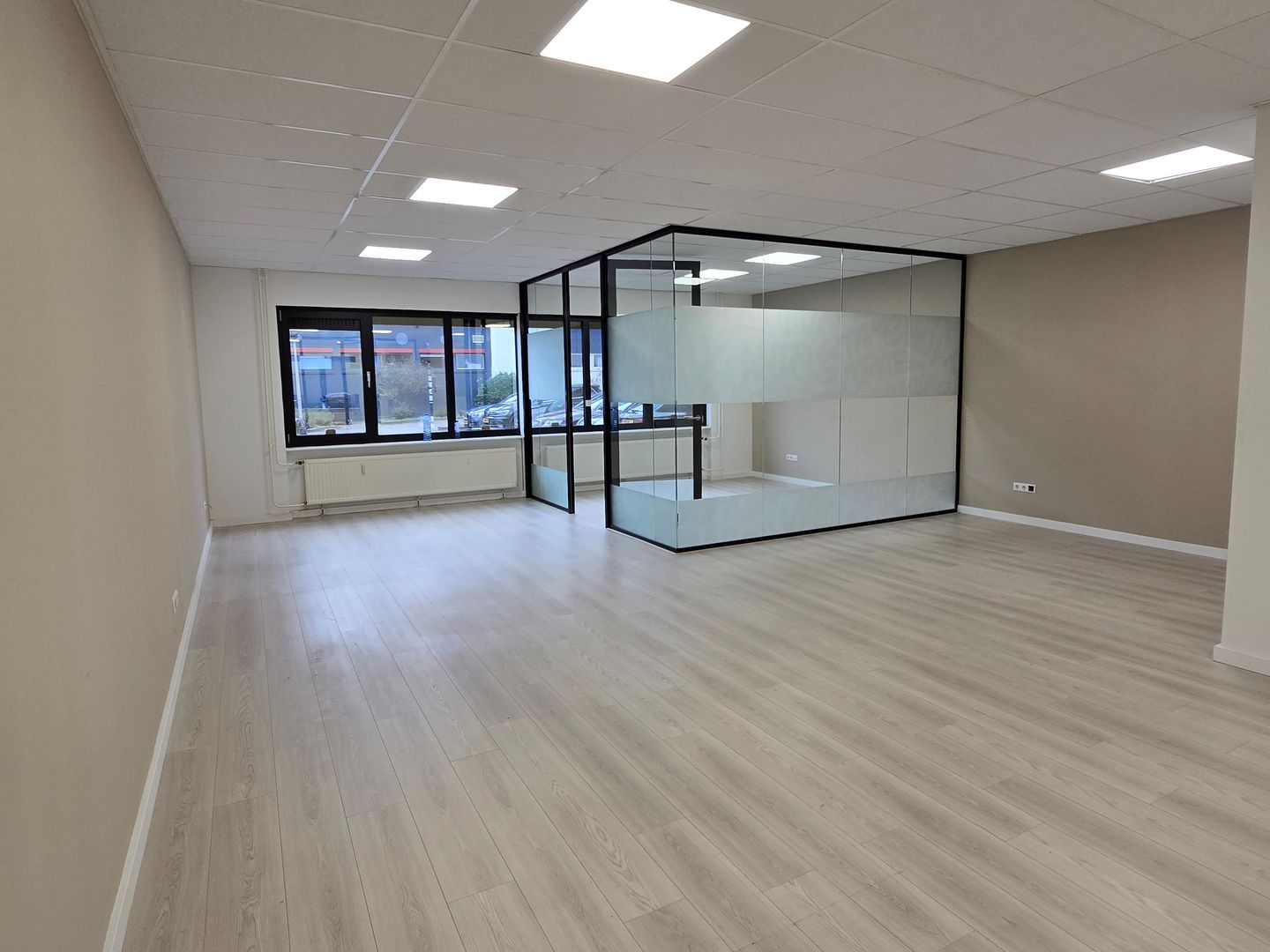 Bekijk foto 2 van Treubstraat 13