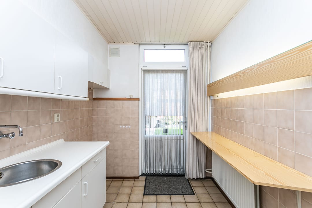 Photo 11 of Lourdesstraat 9