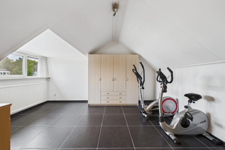 Photo 33 of Madame Curiestraat 28