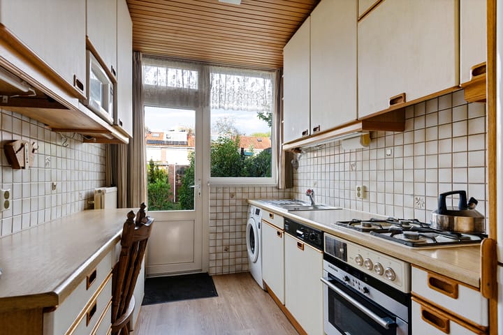 Photo 6 of Anne Franklaan 501