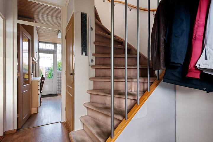 Photo 9 of Anne Franklaan 501