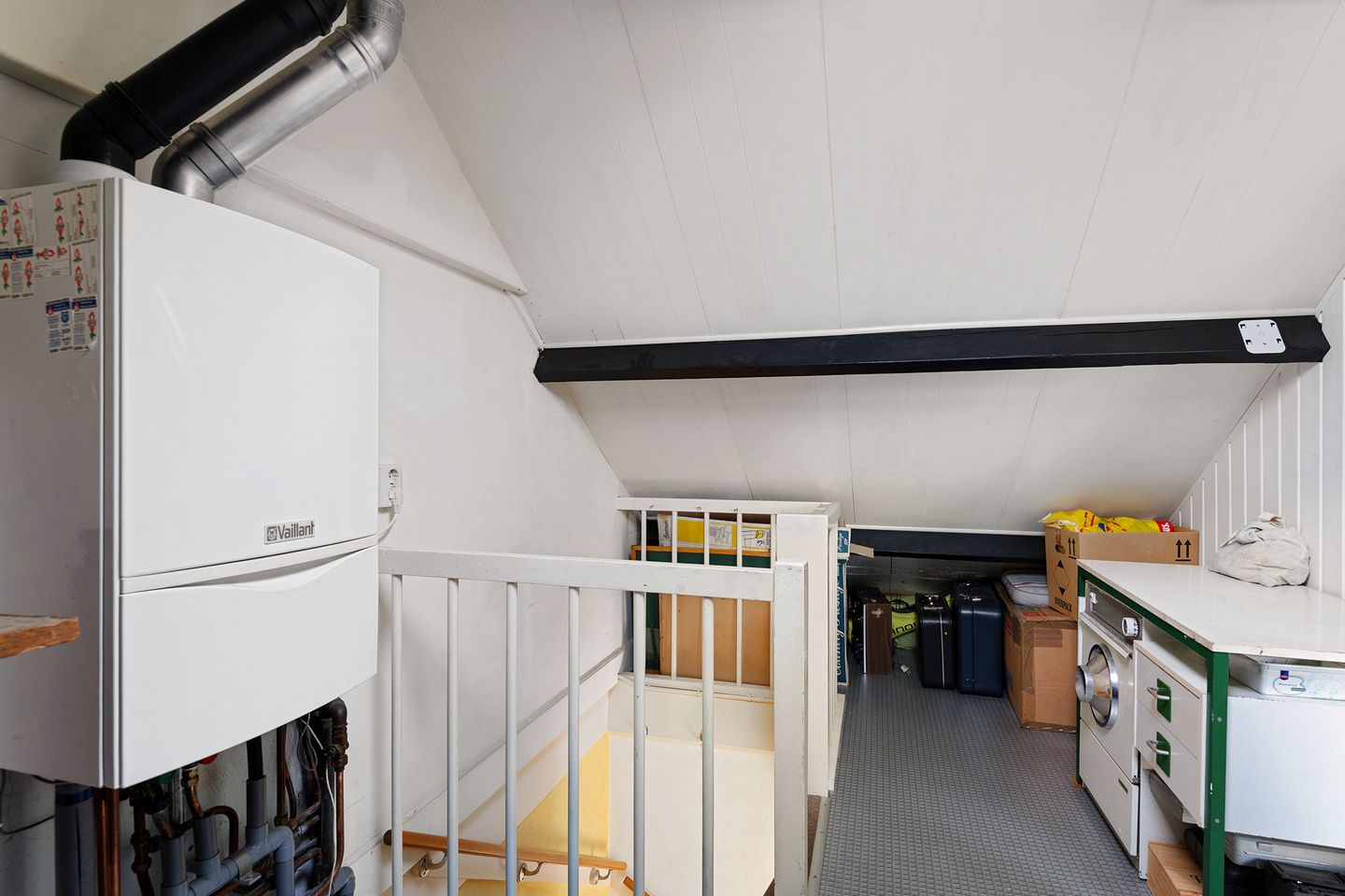 Photo 20 of Anne Franklaan 501