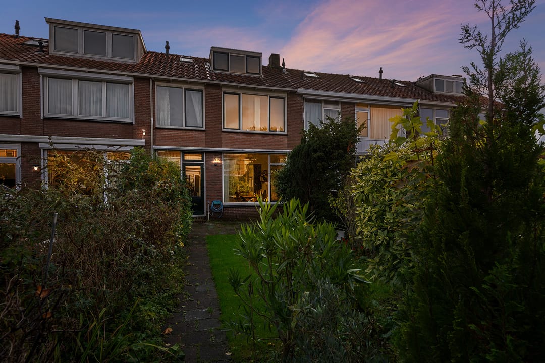 Photo 38 of Anne Franklaan 501