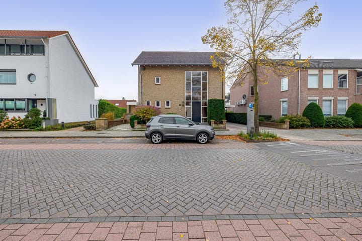 Foto 4 van Margrietstraat 93