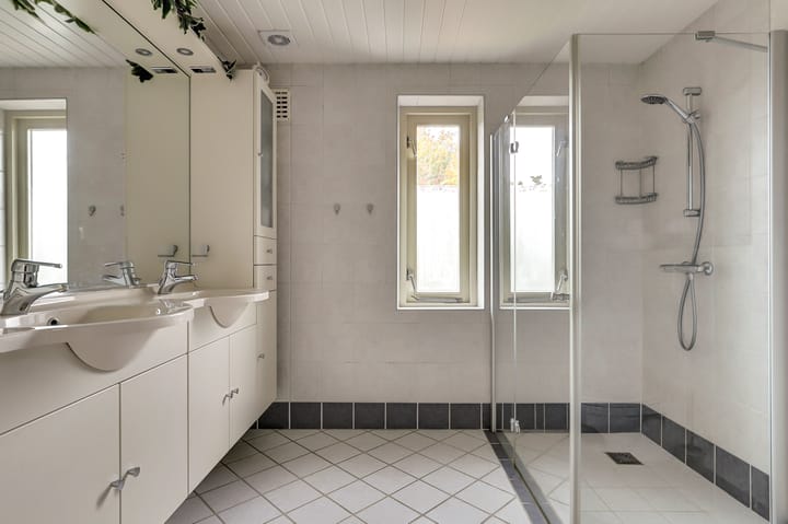 Photo 22 of Manegelaan 2