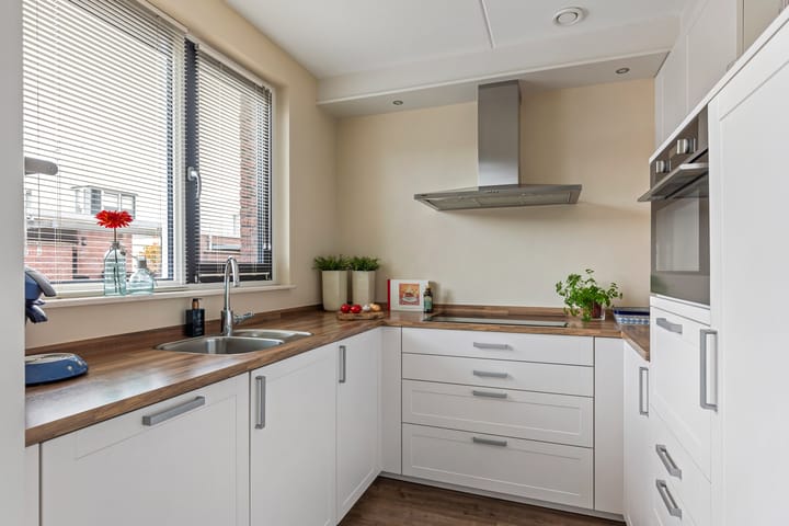 Photo 6 of Baarsstraat 4