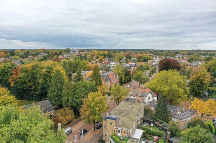 Photo 32 of Oude Raadhuisstraat 2