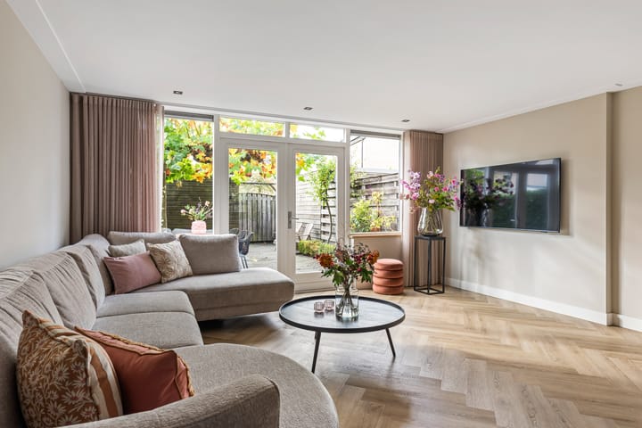 Photo 2 of Londenstraat 74