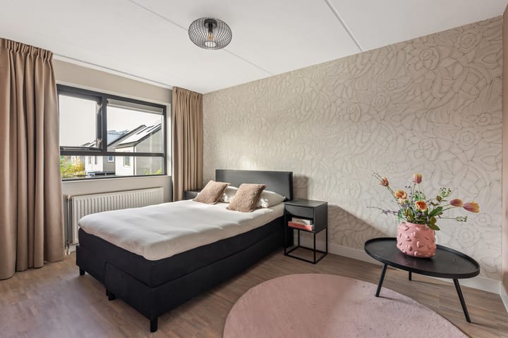 Photo 9 of Londenstraat 74