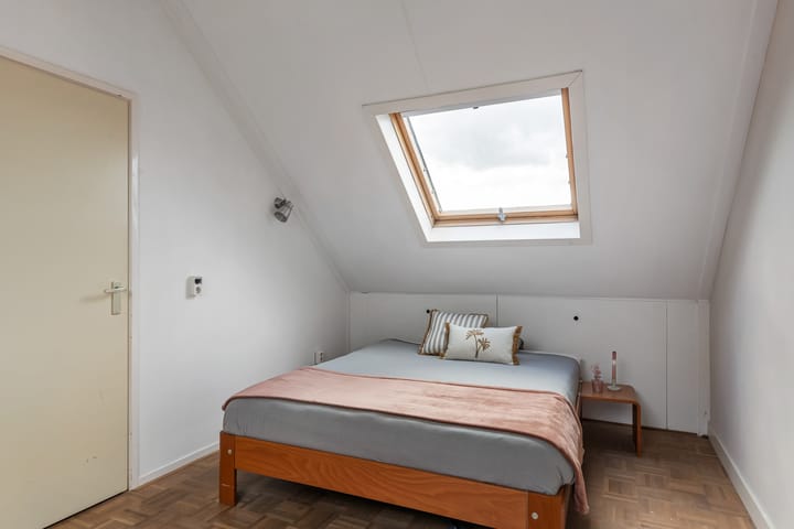 Photo 12 of Londenstraat 74