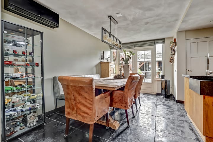 Foto 18 van Nassaustraat 80