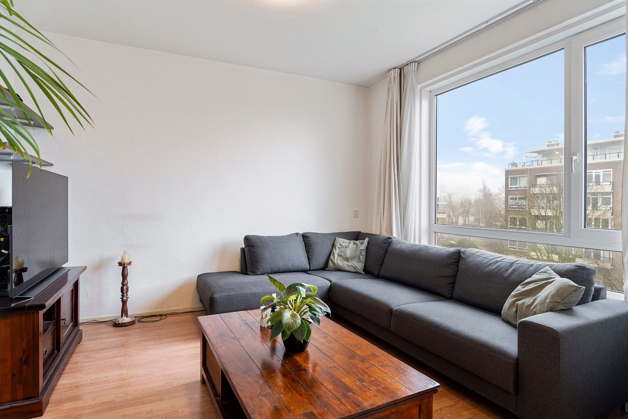 Foto 21 van Narcislaan 327