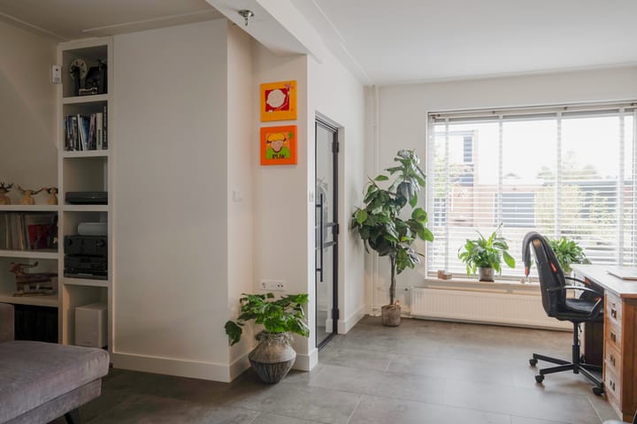 Foto 10 van Möllenbergstraat 16