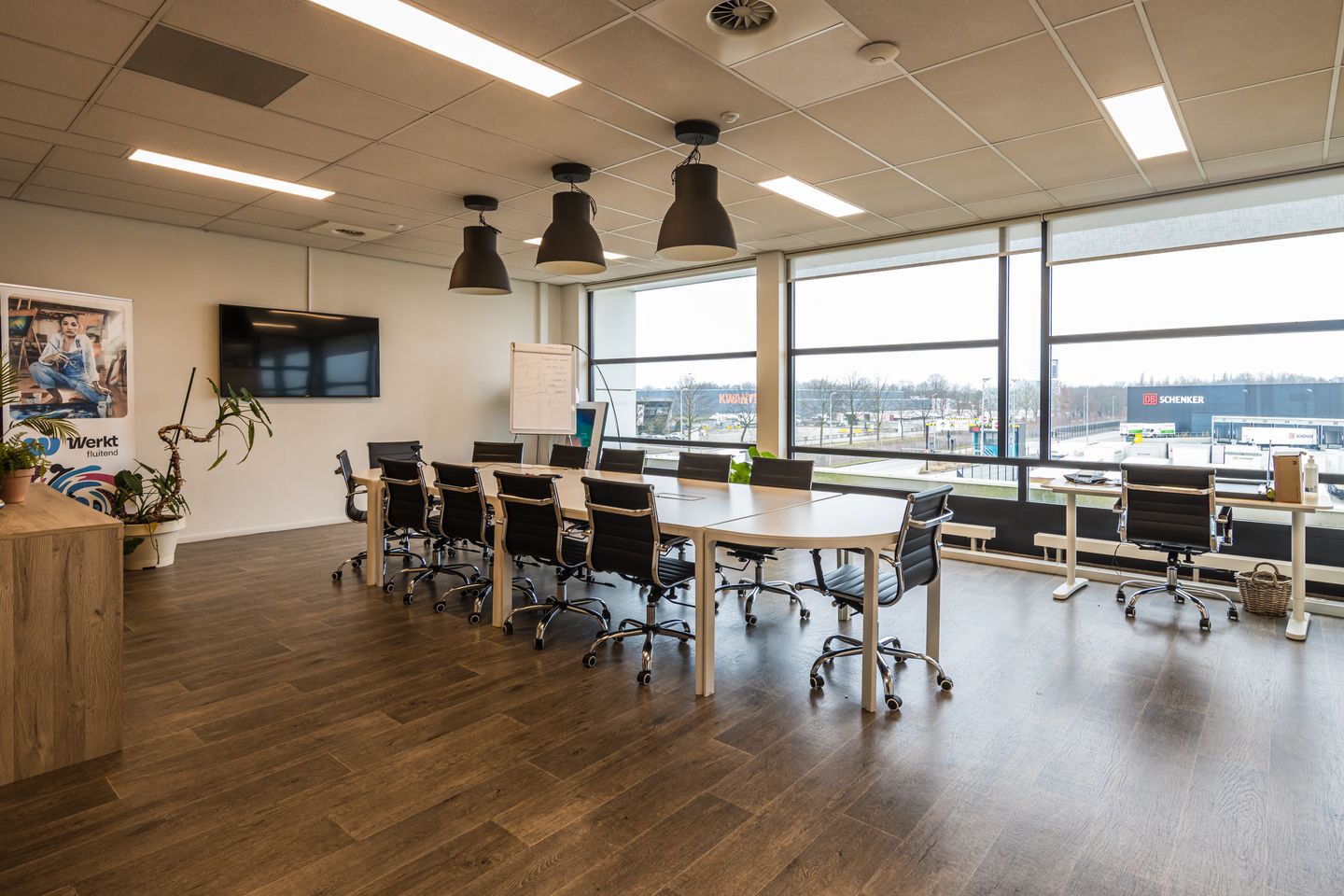 View photo 3 of Emma Goldmanweg 8-02