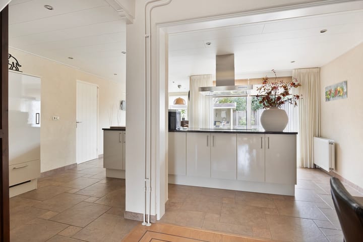 Foto 2 van Marthalaan 16