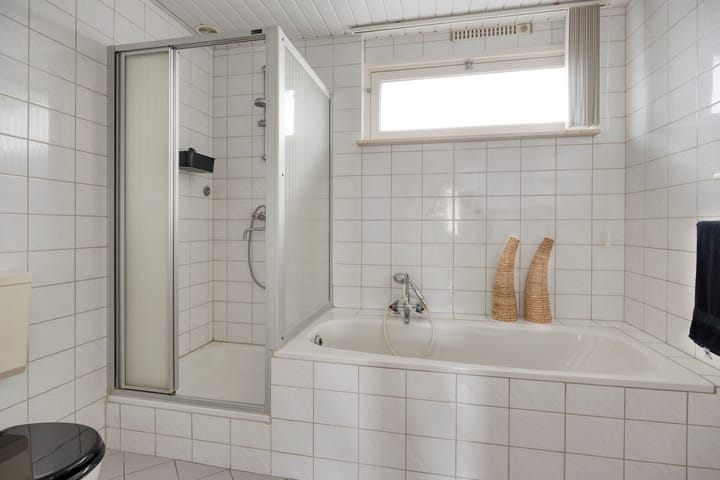 Foto 22 van Marthalaan 16