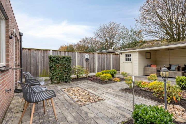 Foto 26 van Marthalaan 16