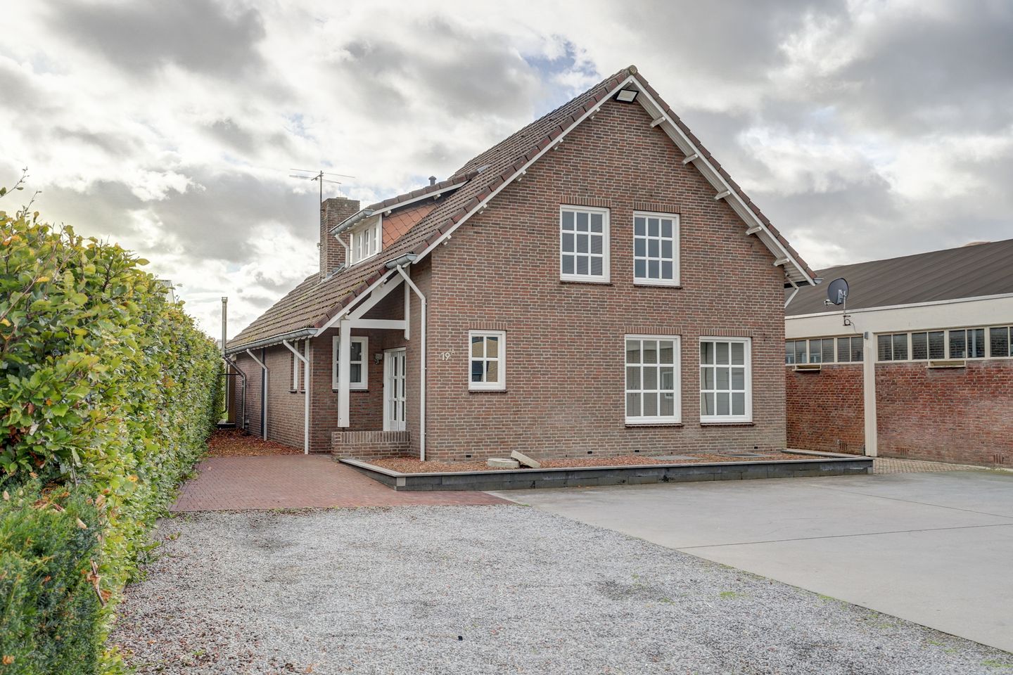 Bekijk foto 1 van Industrieterrein Panningen 19-A