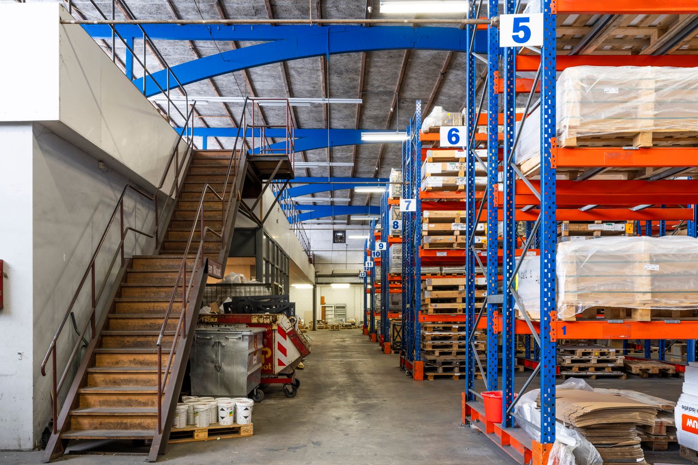 Bekijk foto 4 van Isolatorweg 4-6