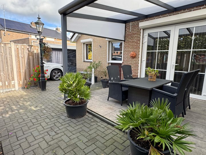 Photo 2 of vd Duyn v Maasdamstr 13