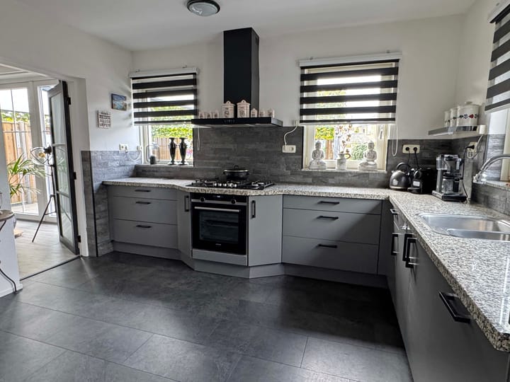 Photo 5 of vd Duyn v Maasdamstr 13