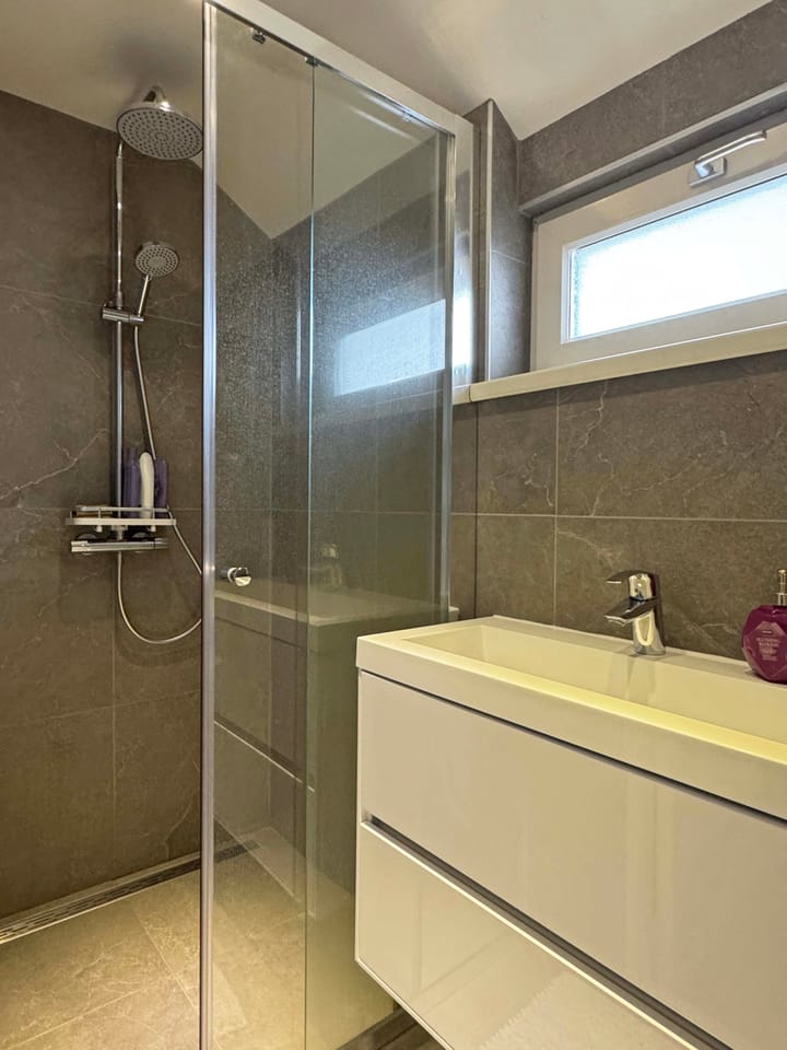 Foto 32 van vd Duyn v Maasdamstr 13