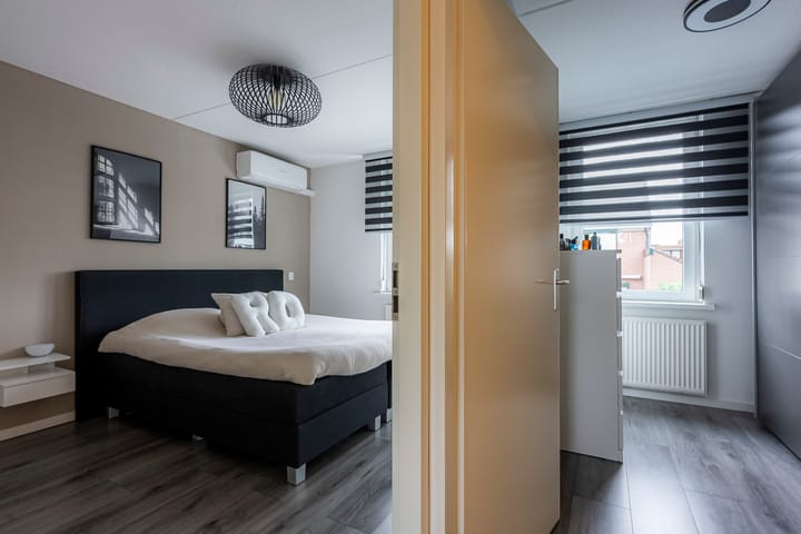 Foto 11 van Elbereveldstraat 4-A