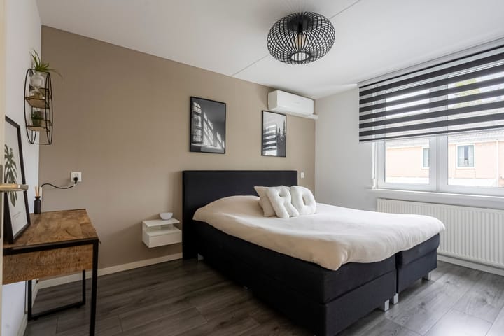 Foto 12 van Elbereveldstraat 4-A