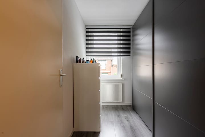 Foto 14 van Elbereveldstraat 4-A