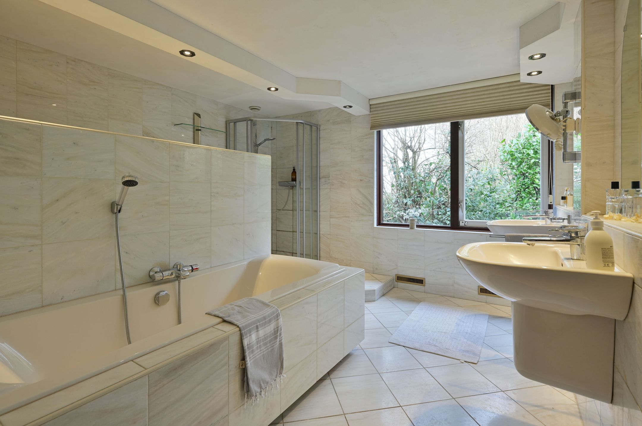 Foto 21 van J. Bosboomlaan 1