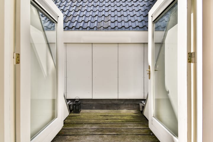 Photo 17 of Nieuwezijds Voorburgwal 308-D