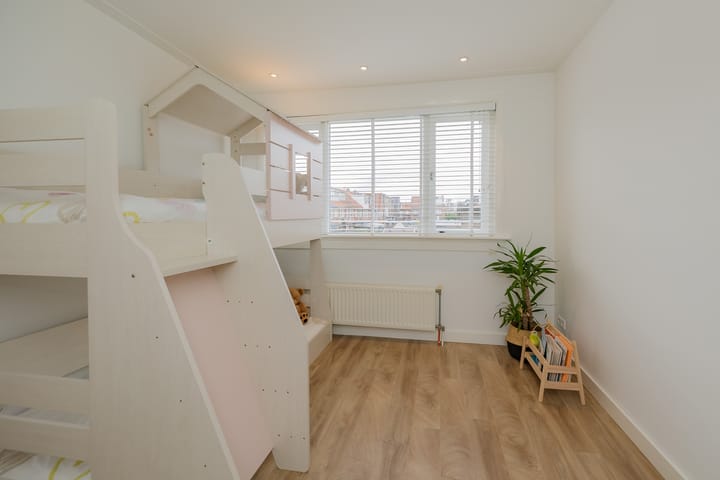 Foto 37 van Vareniusstraat 16