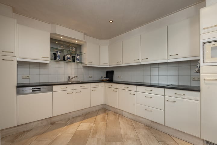 Photo 11 of Reggestraat 97-B