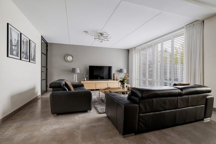 Foto 2 van Taxushout 12