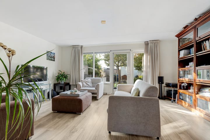 Foto 4 van Serenadelaan 8