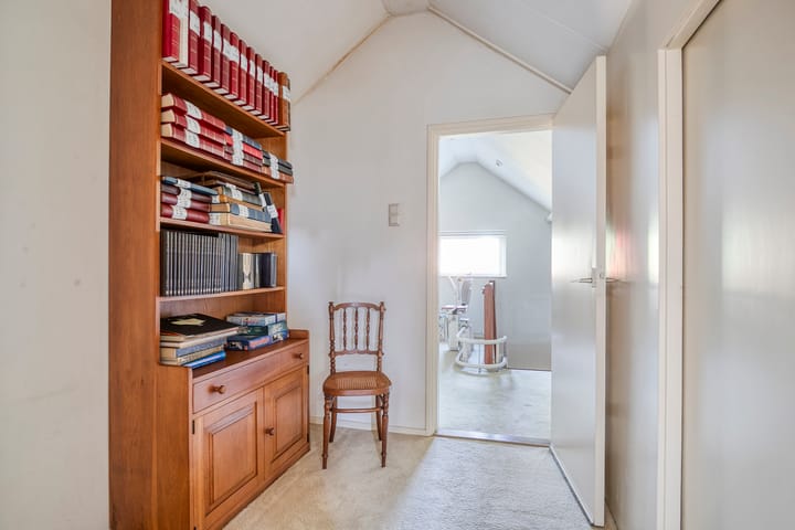 Photo 33 of Veldstraat 12