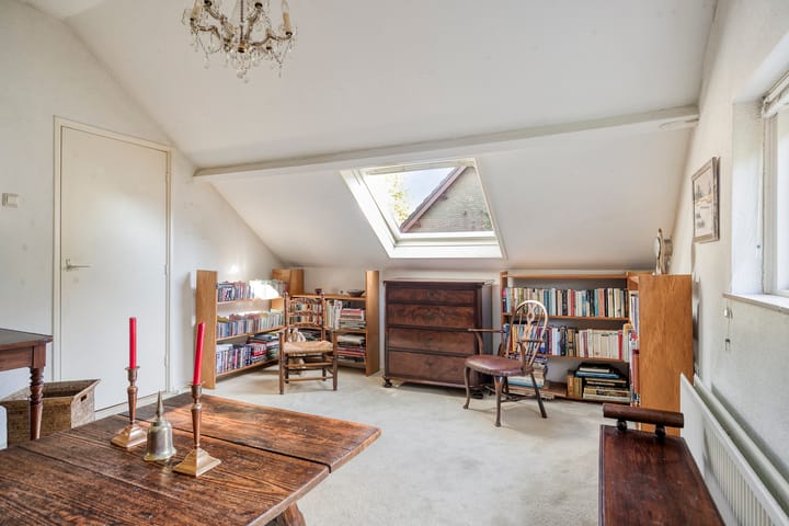 Photo 32 of Veldstraat 12