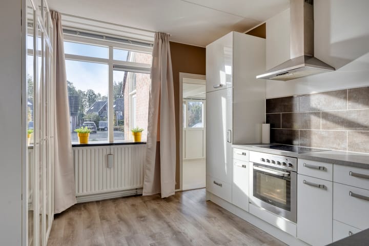 Foto 11 van Multatuliweg 64