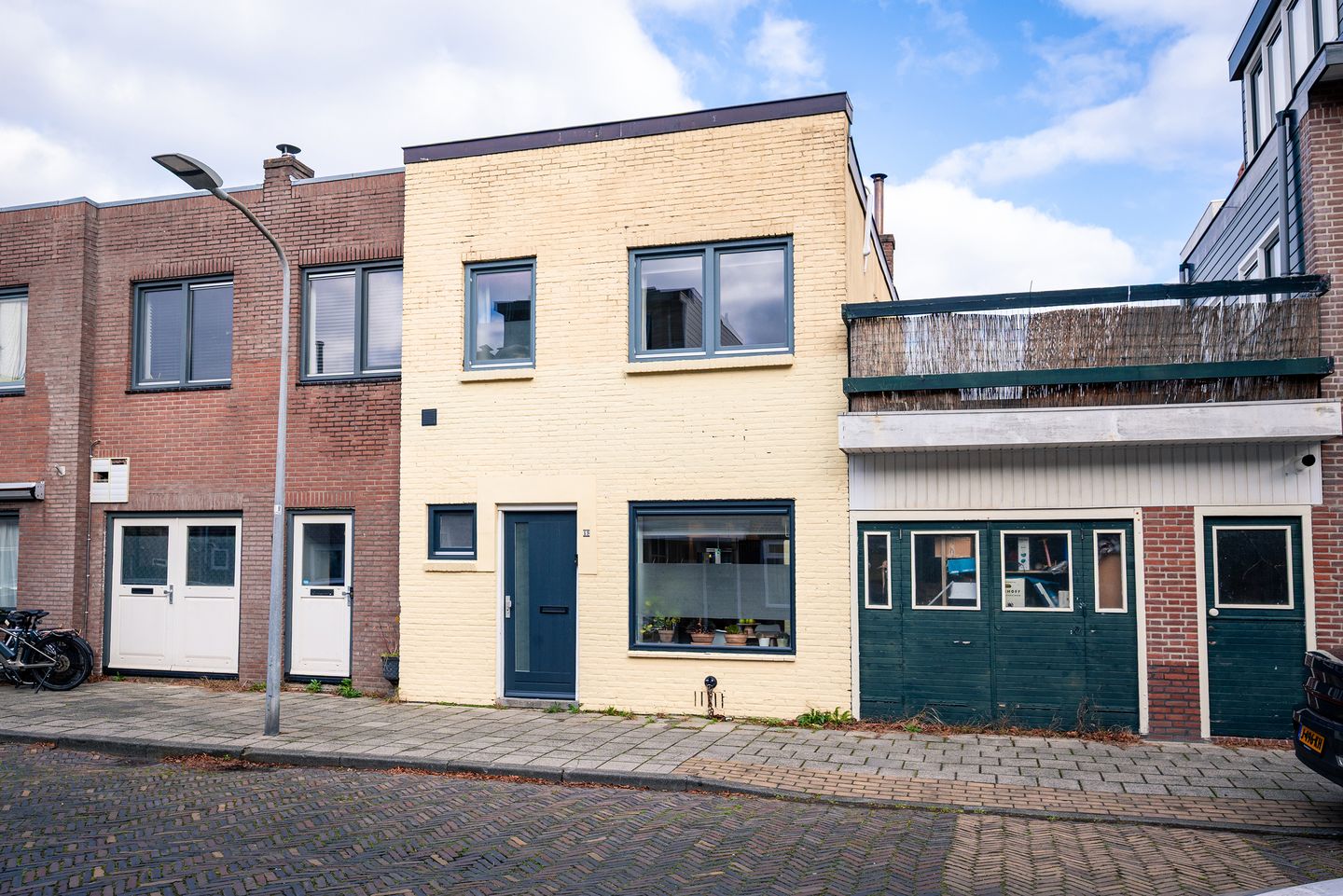 Photo 1 of Preangerstraat 15