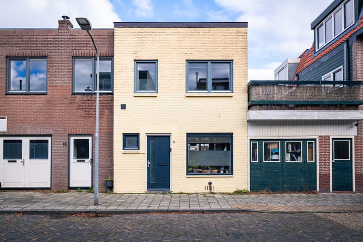 Photo 5 of Preangerstraat 15