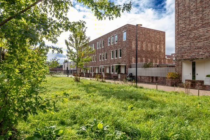 Photo 48 of Toxopeusstraat 7