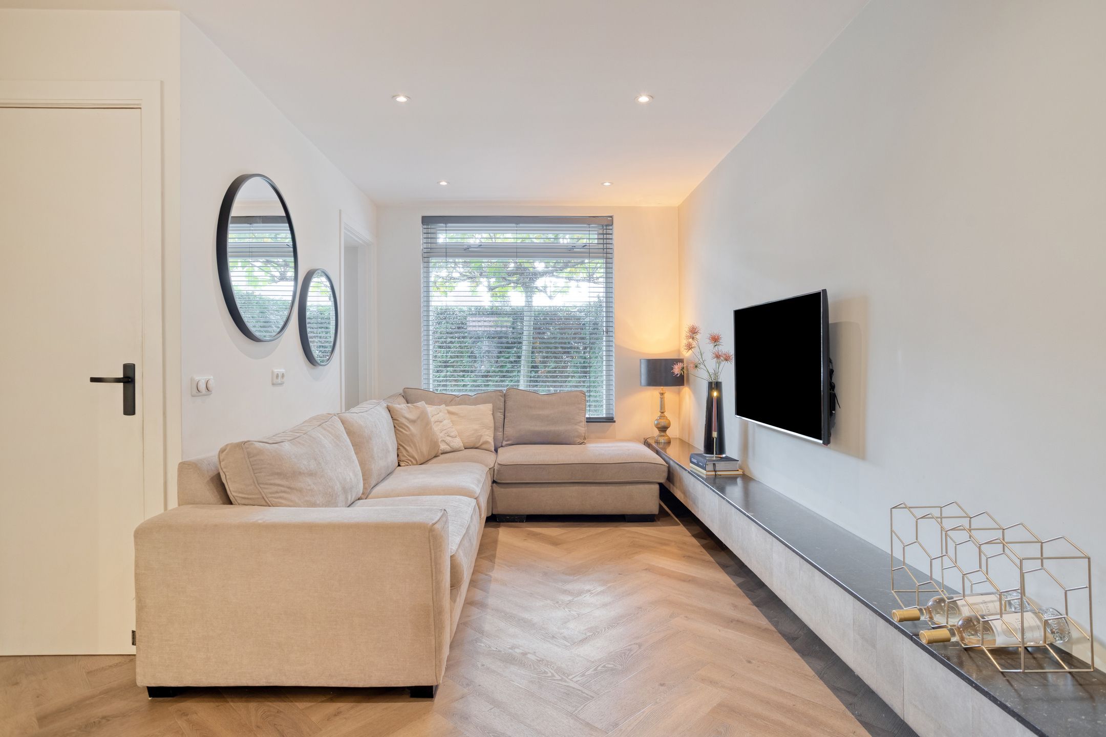 Foto 9 van Leliestraat 8