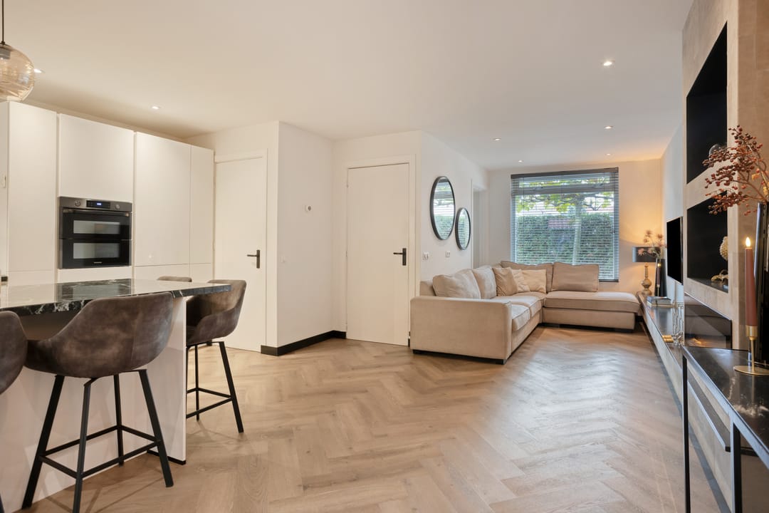 Foto 11 van Leliestraat 8