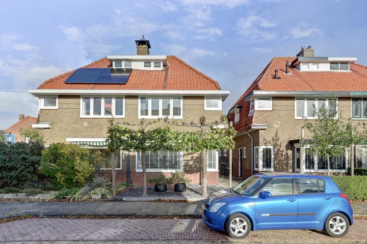 Photo 4 of Kamperfoeliestraat 52