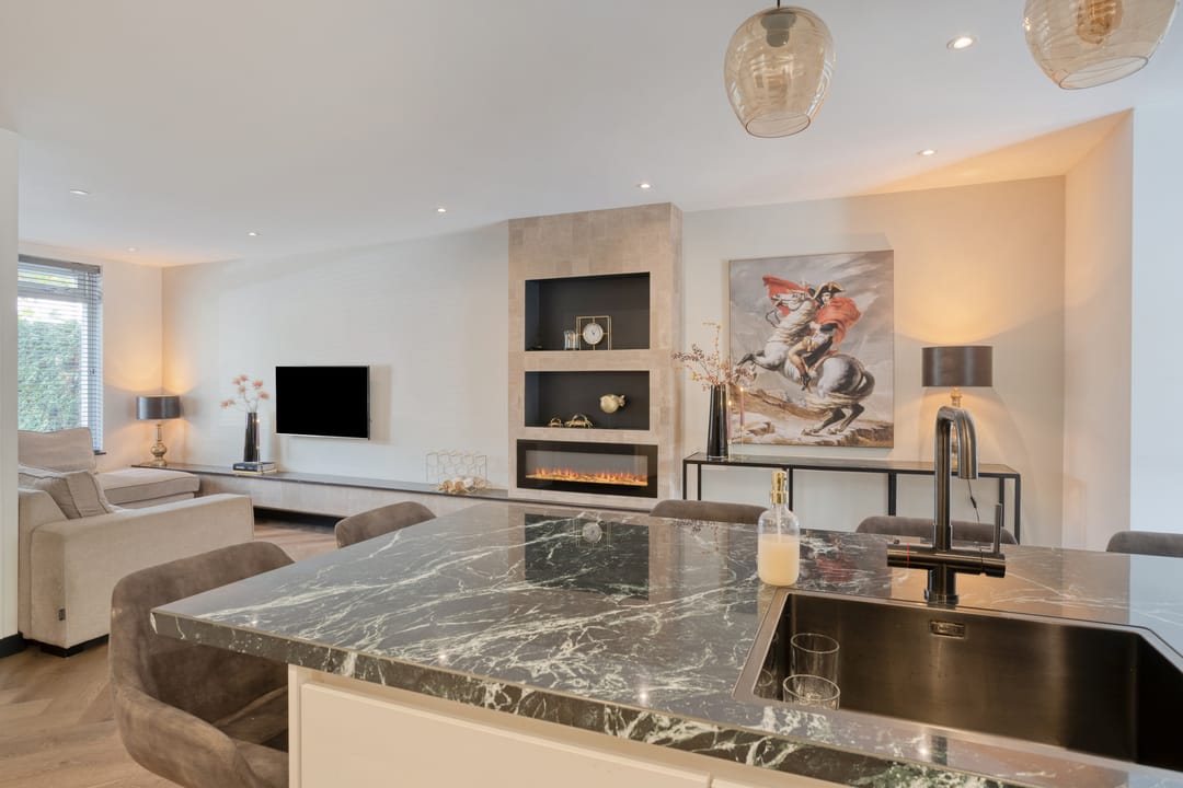 Foto 16 van Leliestraat 8