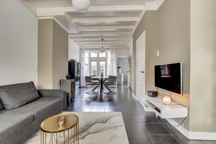 Photo 10 of Kamperfoeliestraat 52